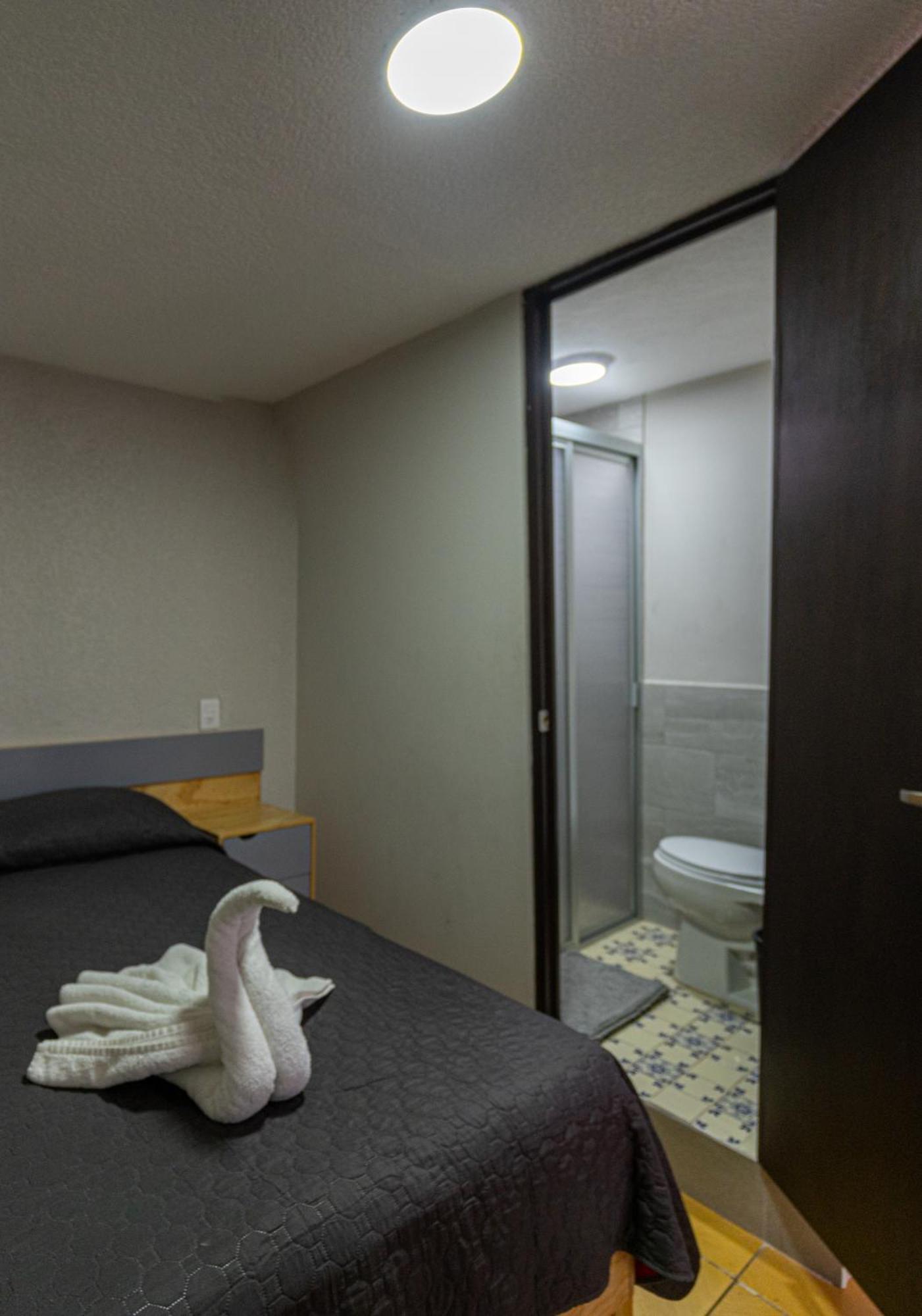 Guest house El Suburbio - Serapio Rendon Morelia