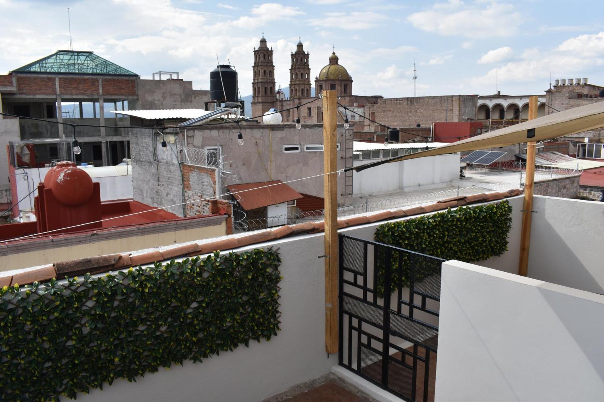 Guest house El Suburbio - Serapio Rendon *